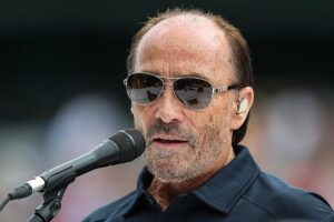 lee greenwood age